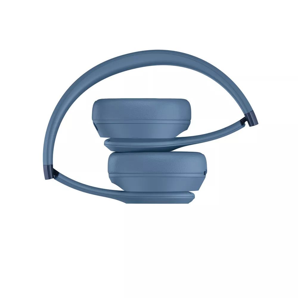 Lightweight On-Ear Wireless Headphones With Motion-Tracked Spatial Audio and Rapid Charging Function
